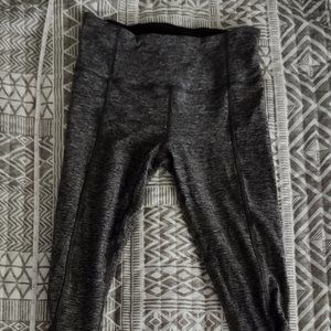 Lululemon leggings - stripes and wrinkled design on lower leg